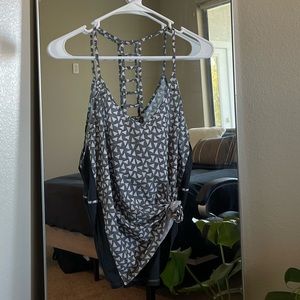 Lululemon workout tank